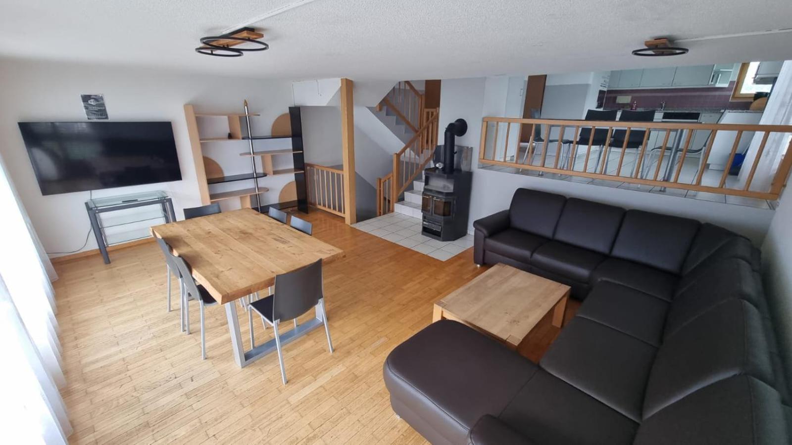 Lake View Residence Niederried bei Interlaken ภายนอก รูปภาพ