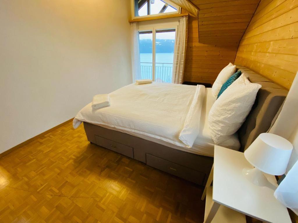 Lake View Residence Niederried bei Interlaken ภายนอก รูปภาพ