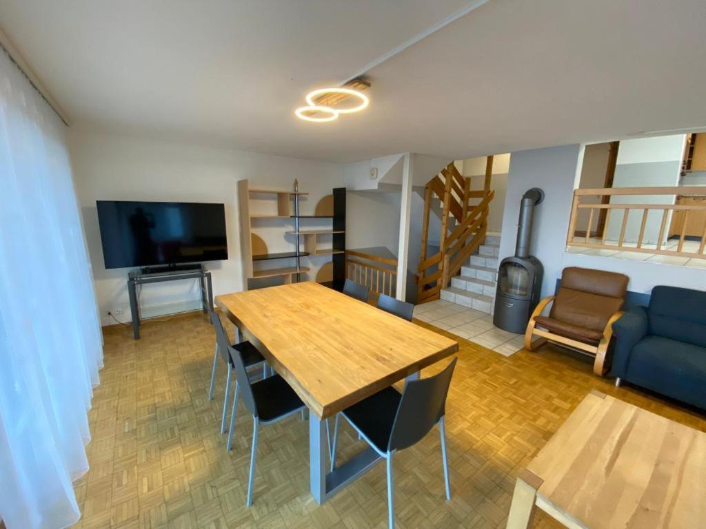 Lake View Residence Niederried bei Interlaken ภายนอก รูปภาพ