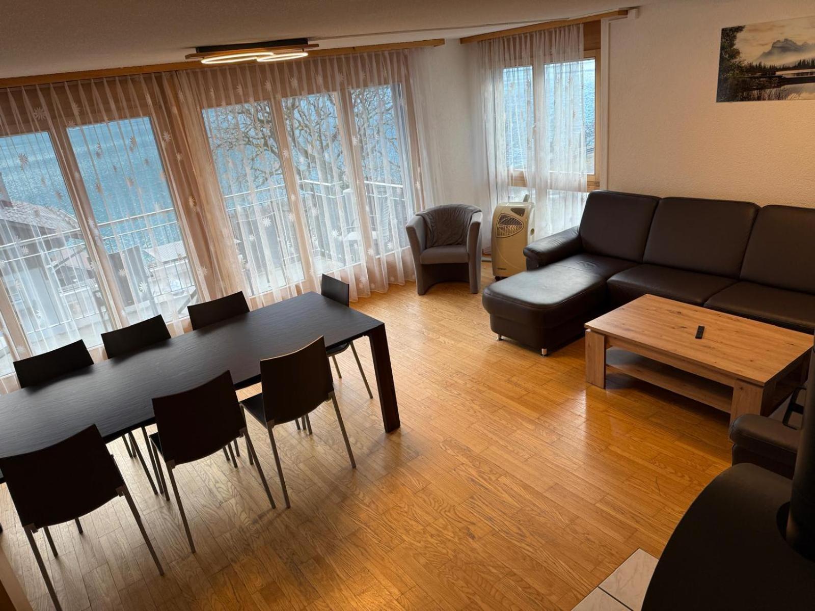 Lake View Residence Niederried bei Interlaken ภายนอก รูปภาพ